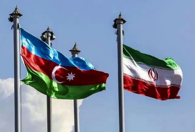 مرزهای ایران به روی اتباع جمهوری آذربایجان باز است