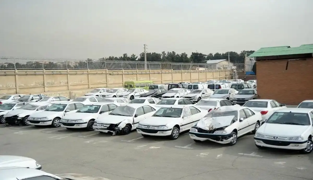 مزایده خودروهای تصادفی در ایران خودرو