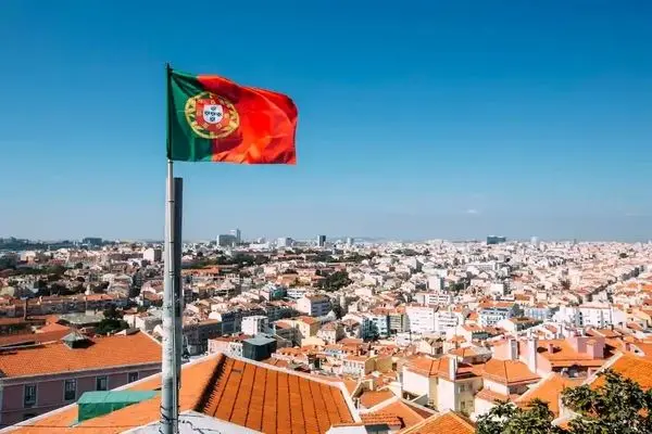 جوانان پرتغالی فقیرتر می‌شوند؟/ مقایسه نرخ دستمزد در کشورهای اروپایی