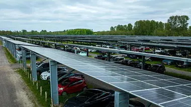 بزرگترین پارکینگ خورشیدی جهان افتتاح شد!
