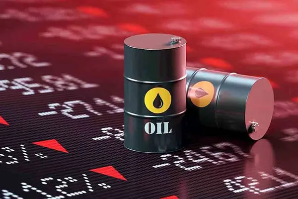 تحولات بازار جهانی تأثیری بر قیمت نفت ایران ندارد/ معلوم نیست پول نفت به چه حسابی واریز می‌شود!