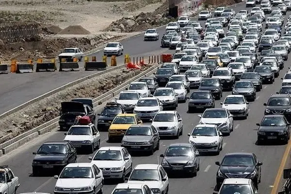 ترافیک سنگین در محورهای چالوس و فیروزکوه