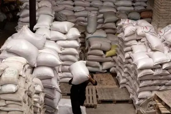 سیاست جدید دولت برای کنترل قیمت برنج/ برنج ایرانی از بازار حذف می‌شود؟