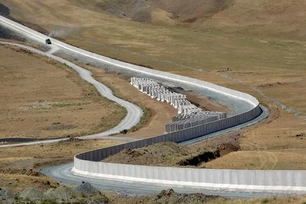 دیوار مرزی ایران و ترکیه به اتمام رسید؟