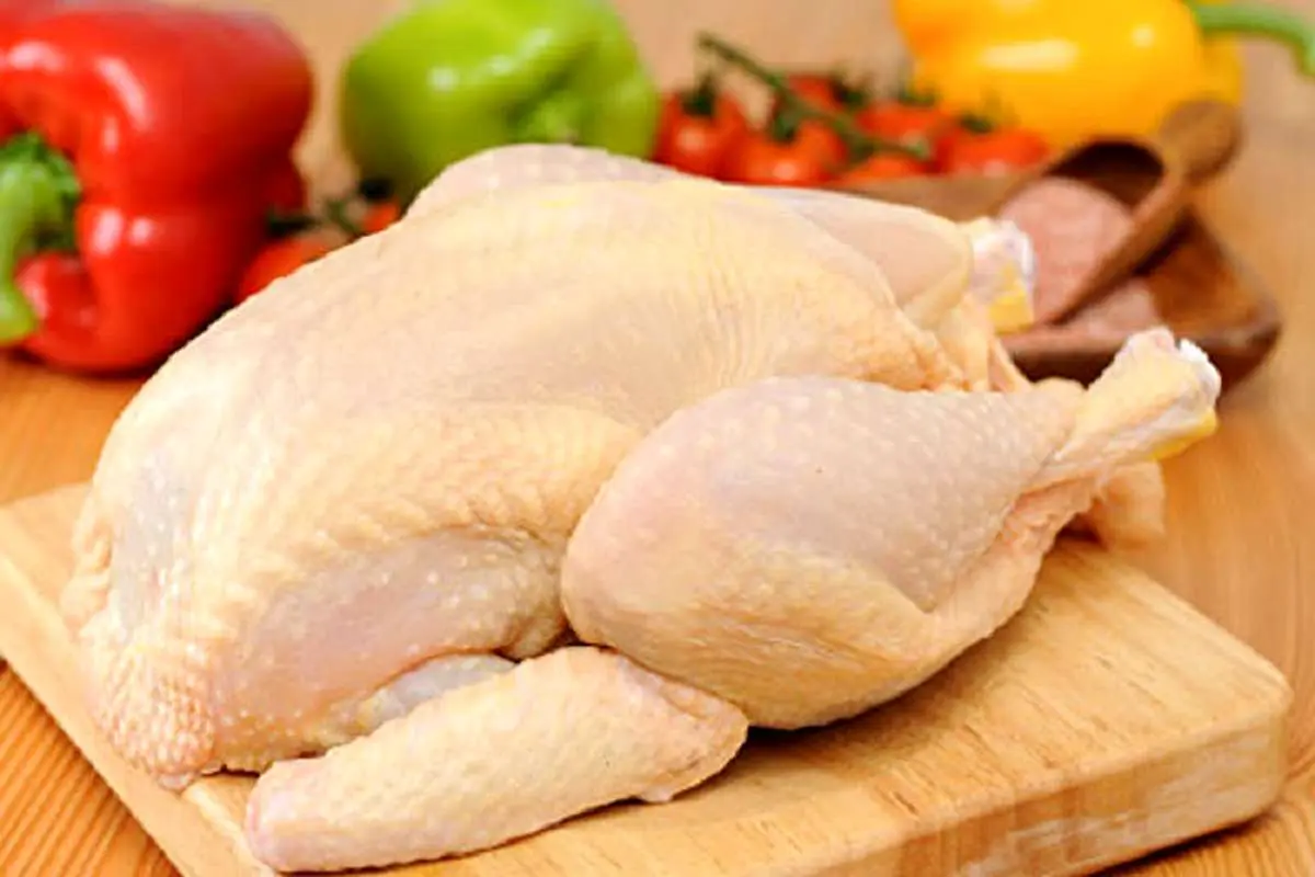 قیمت مرغ گرم ۲۱ تیر ۱۴۰۱/ قیمت تخم مرغ از ۱۰۰ هزار تومان گذشت