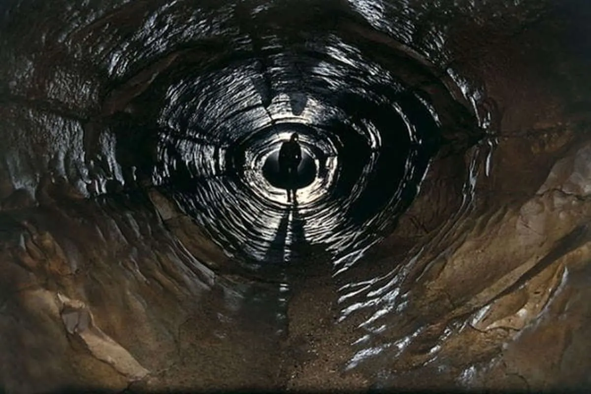 چاه ژرف چیست؟/ عمیق‌ترین چاه جهان در روسیه حفر شده است