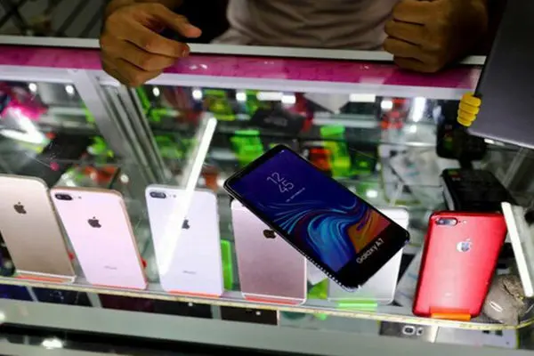 تعداد تولیدکنندگان موبایل در ایران از چین پیشی گرفت!/ ممنوعیت واردات موبایل جدی می‌شود؟