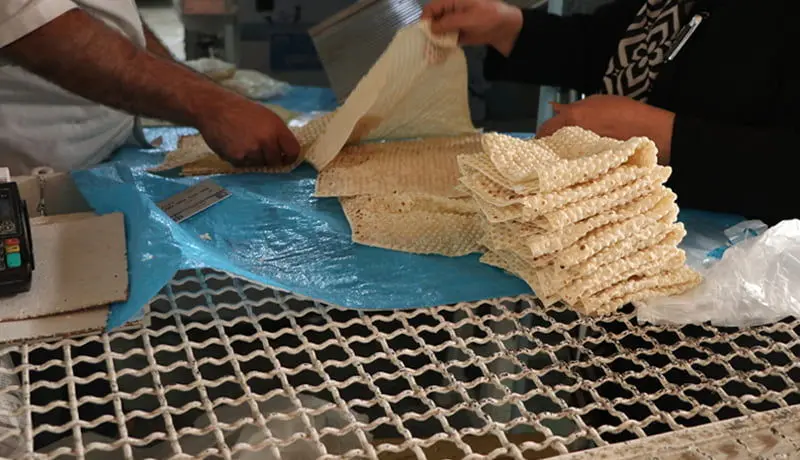 دولت مابه‌التفاوت هزینه تولید و فروش نان را پرداخت می‌کند