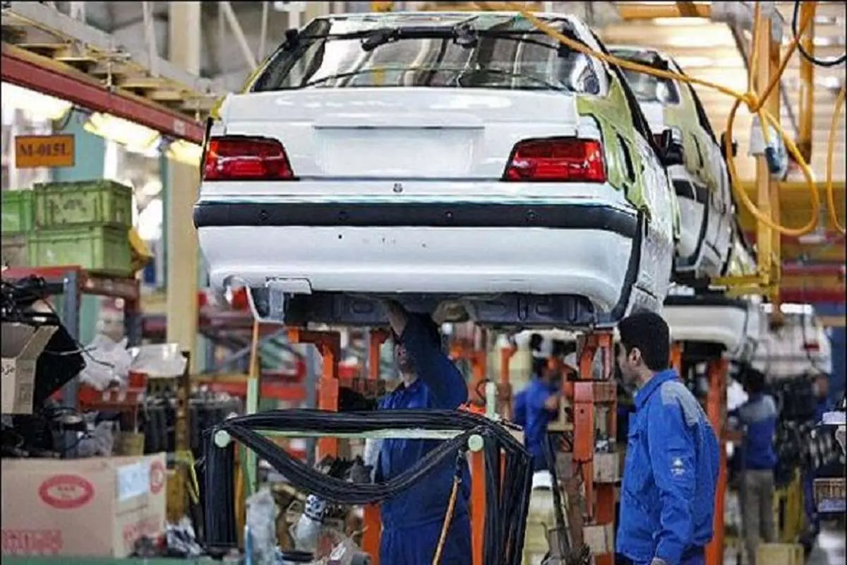چرا تولید خودرو در ایران زیاد نمی‌شود؟/ خودروسازان تمایلی به تولید ندارند؟
