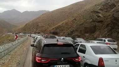 تردد در آزاد راه تهران &#8211; شمال به سمت چالوس ممنوع شد