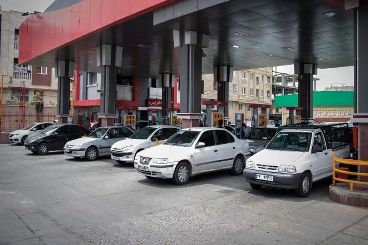 ایران در شرف واردات بنزین