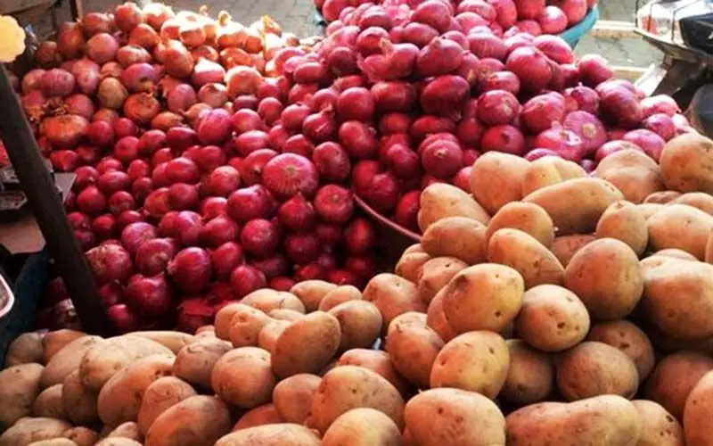 عوارض صادراتی سیب زمینی و پیاز اعلام شد