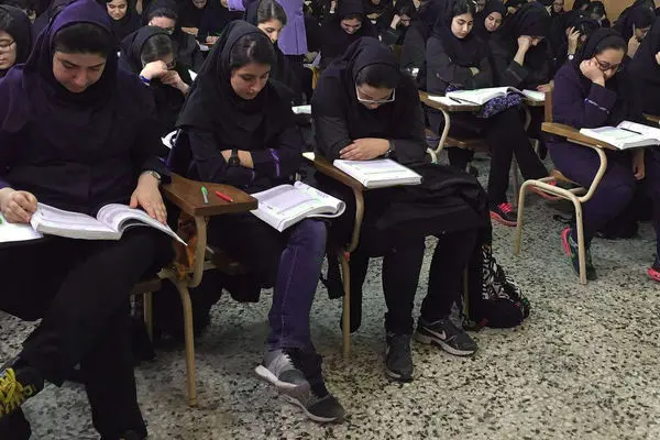 وزیر آموزش و پرورش: ۲۰۰ هزار دانش‌آموز بازمانده از تحصیل شناسایی شد‌