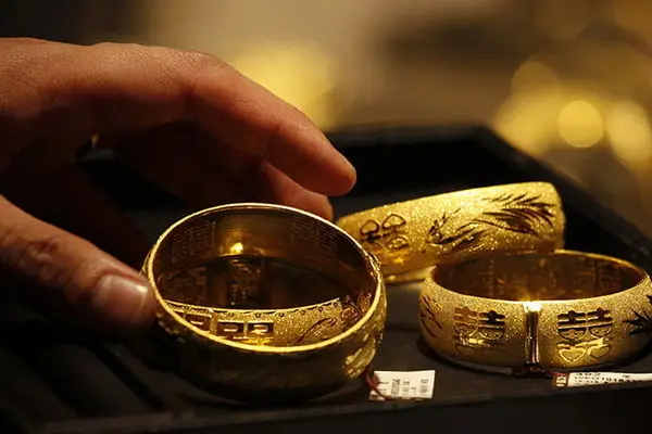 قیمت طلا و سکه امروز 28 دی 1401 / طلا 2 میلیون تومانی شد