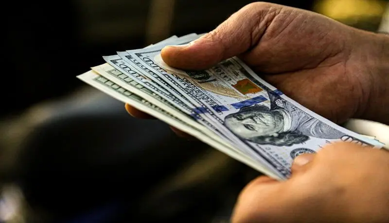 تب تحریم ‌ها به شرکای ایران رسید/ توقف ثبت سفارش دلاری در کشورهای دوست