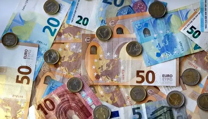 کدام بانک‌ها یورو دولتی عرضه می‌کنند؟