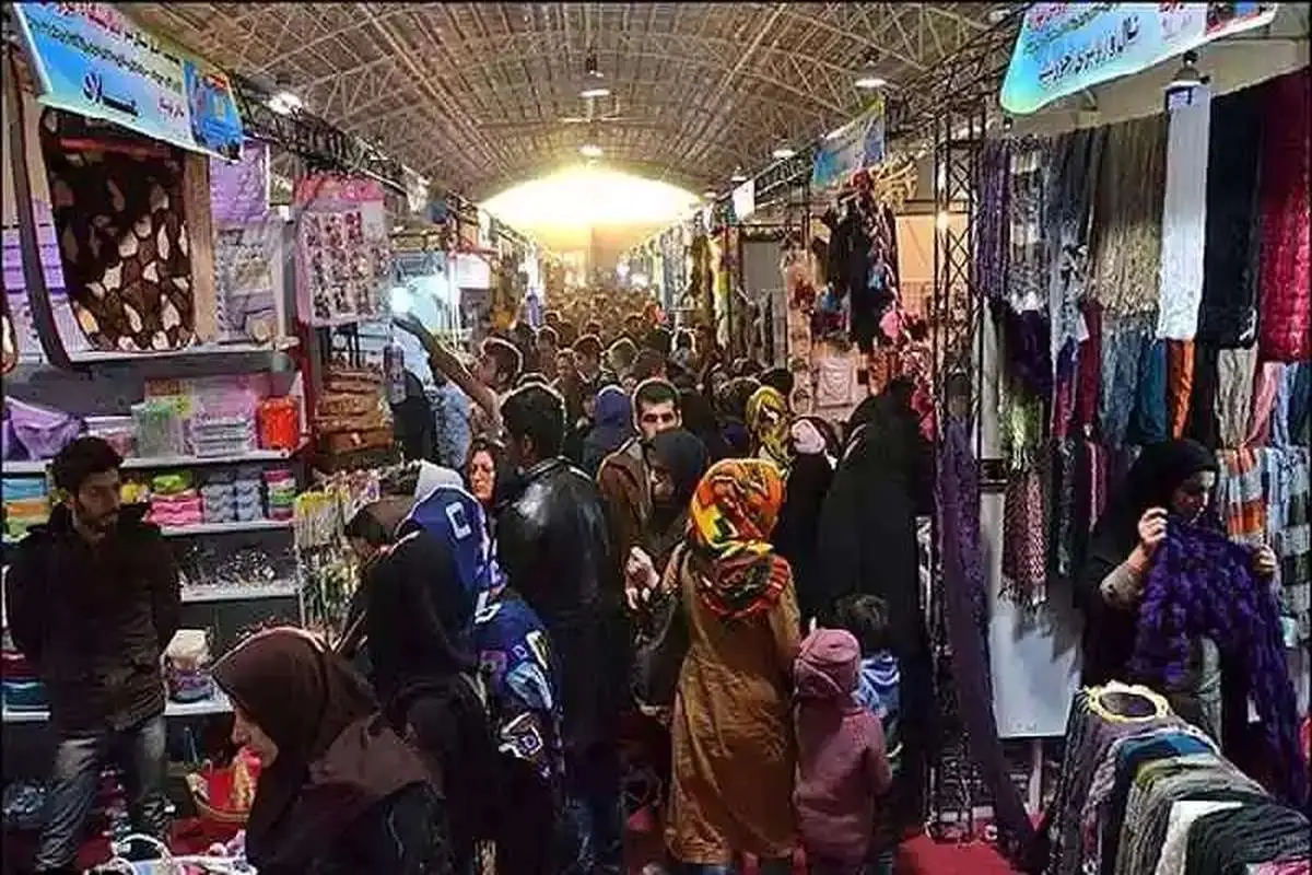 بازار پوشاک در انحصار قاچاقچیان/ هزینه خرید لباس عید چقدر تمام می‌شود؟