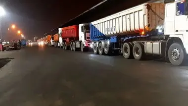 تردد کامیون‌ها در گمرک مرزی آستارا به حالت عادی برگشت