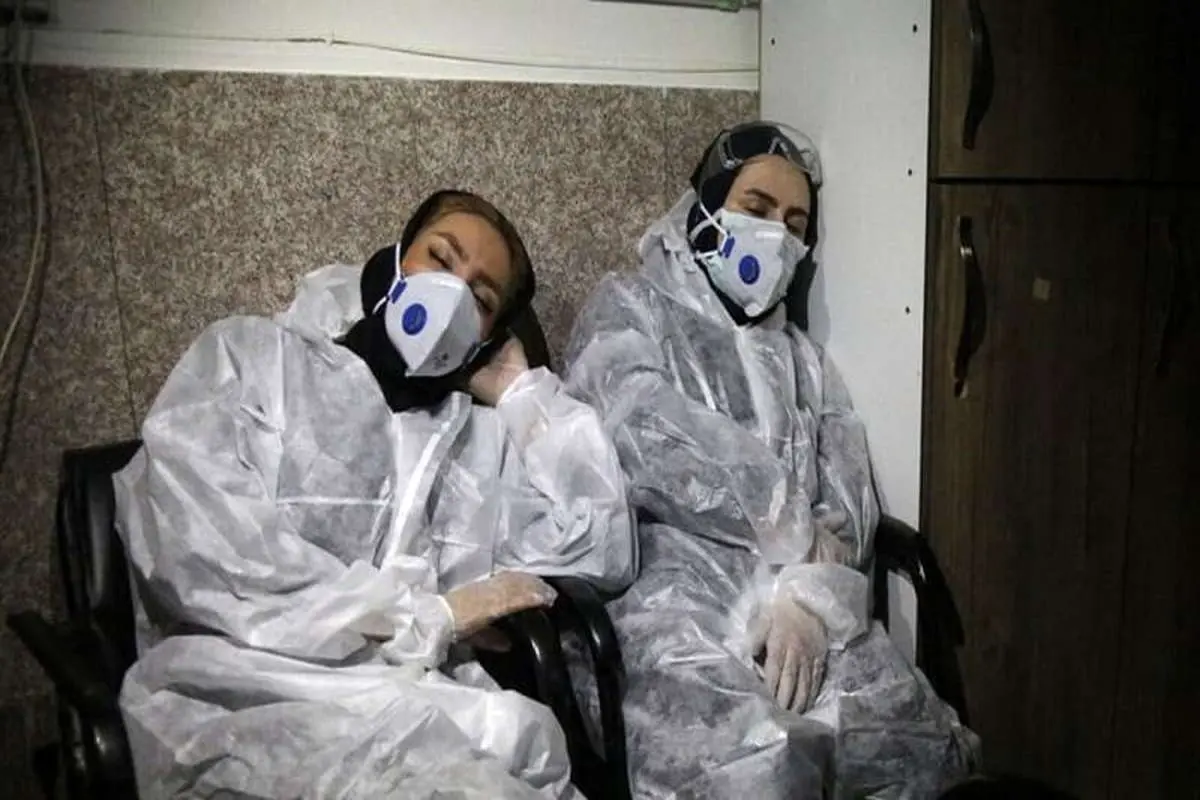 وزیر بهداشت: هیچ بیمار کرونایی روی زمین نماند/ کمبود تخت و صف واکسن فراموش شد!