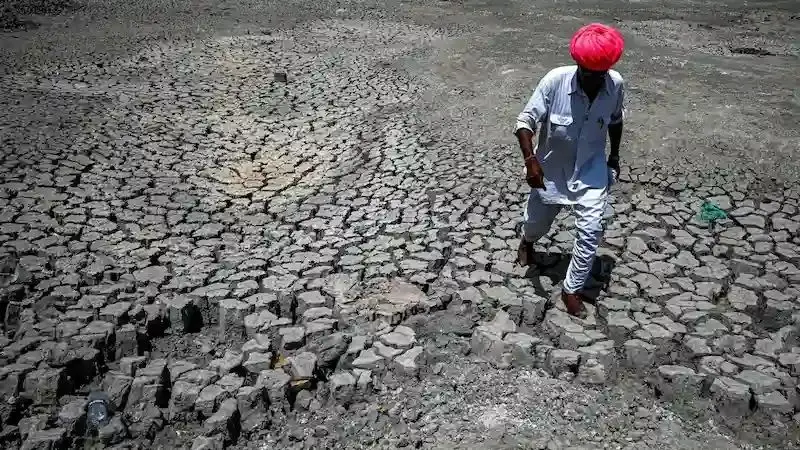 شدیدترین گرمای تاریخ هند!/کم‌درآمدها قربانی می‌شوند؟