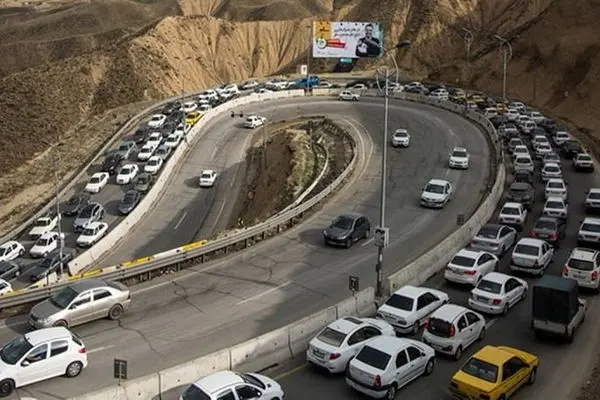 تردد روان در محورهای چالوس و آزادراه تهران شمال