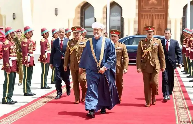 بررسی نتایج سفر سلطان عمان به ایران/ علت سفر مخفیانه مشاور بایدن به عمان چیست؟