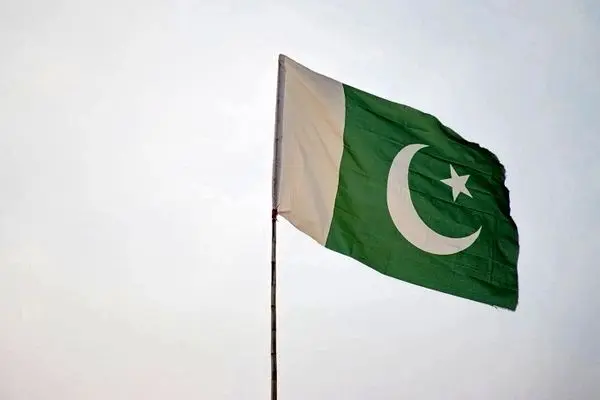 پاکستان در سیلاب مشکلات اقتصادی/ انتظارات IMF چالش‌برانگیز است؟