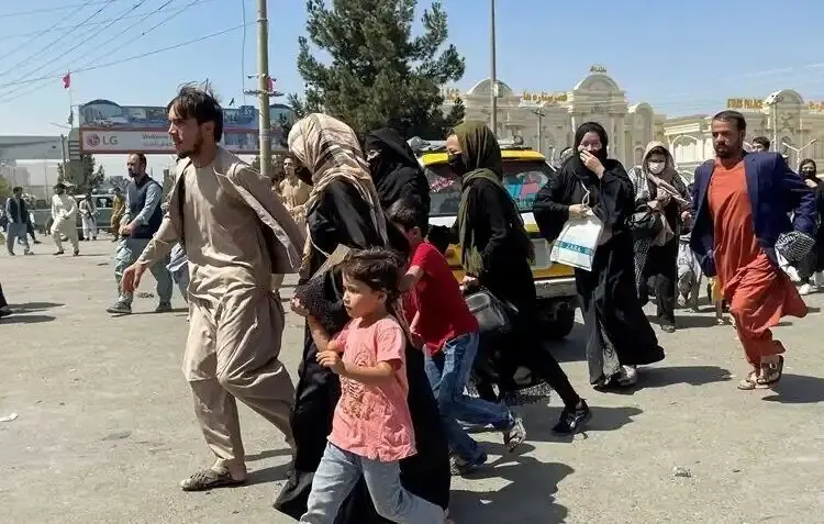روند مهاجرت پناهجویان افغان از ایران افزایش یافت