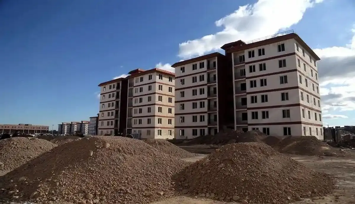 100 هزار واحد مسکونی به مردم تحویل داده می‌شود