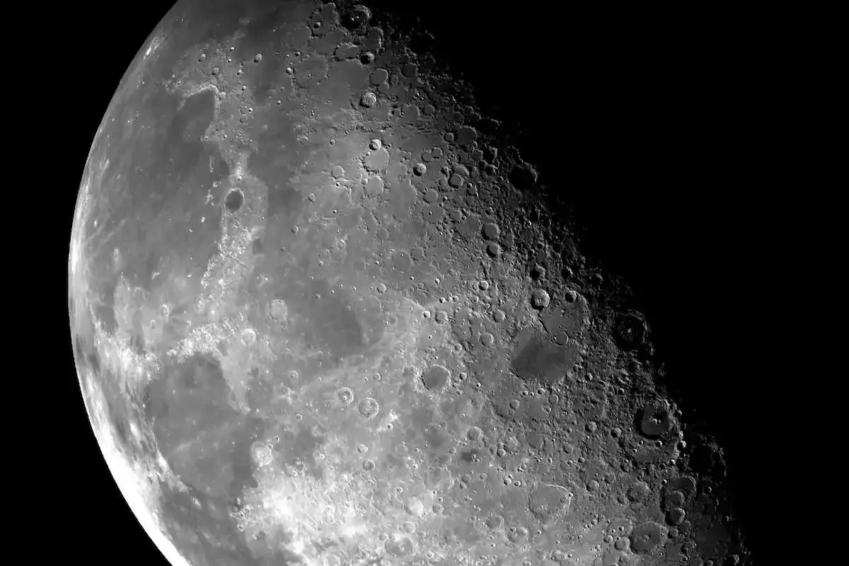 فتح کره ماه توسط هند / هند نخستین کشور فاتح قطب جنوب ماه