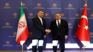 استقبال امیرعبداللهیان از وزیر خارجه ترکیه در تهران