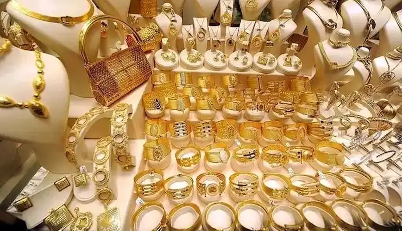 پیش بینی قیمت طلا و سکه 20 مهر 1402 / ریزش قیمت و تخلیه حباب در بازار طلا