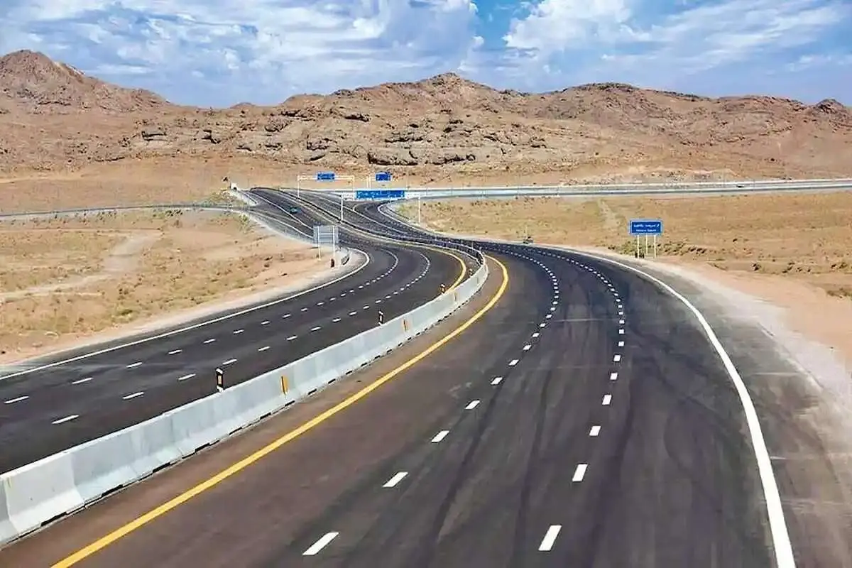 بذرپاش: افتتاح 101 کیلومتر بزرگراه در استان فارس