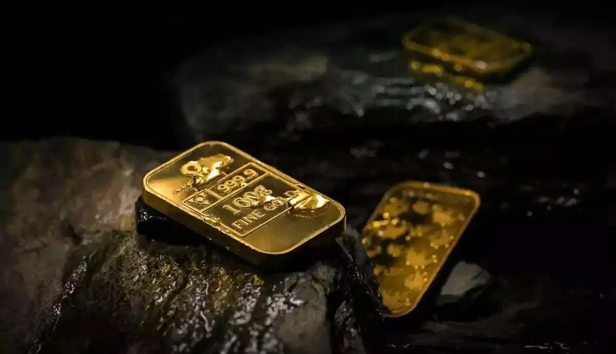 پیش بینی قیمت طلای جهانی / انس به کانال 2000 دلاری برمی‌گردد؟