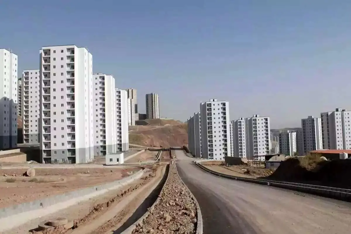 نجات بازار مسکن با افزایش مساحت تهران امکان‌پذیر است؟
