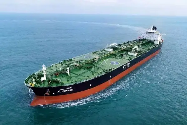 افزایش فشارها به بایدن برای اعمال سخت‌گیری روی صادرات نفت ایران