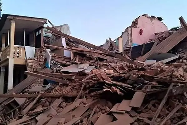 زلزله ۴.۳ ریشتری بندرعباس را لرزاند