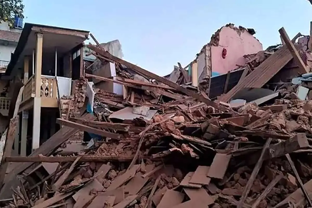 زلزله در غرب نپال/ ۱۴۰ نفر جان باختند