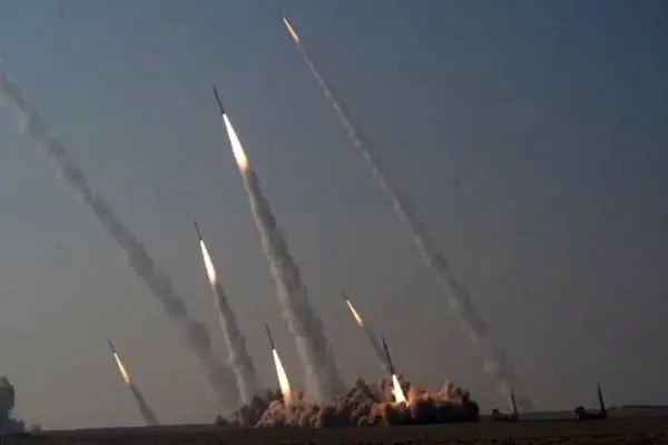 با موشک، پایگاه هوایی اسرائیل که کنسولگری ایران را زده بود؛ زدیم