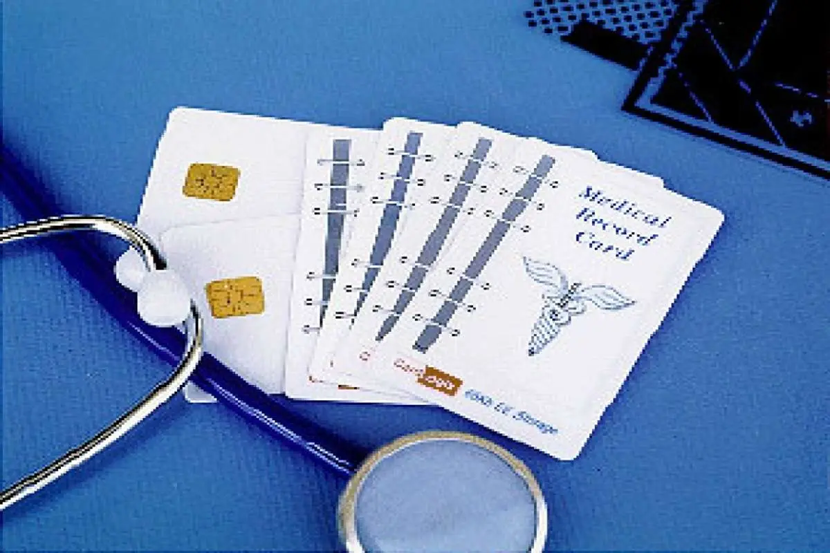 جزئیات استفاده از کارت هوشمند به جای دفترچه‌های بیمه