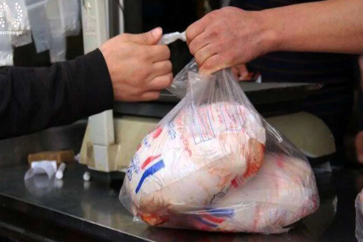 میزان گران‌فروشی مرغ به ۹۱۰۰ تومان رسید