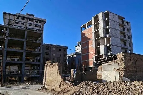 ساخت دستوری مسکن مشکلی را حل نمی‌کند / دولت ناکارآمد است