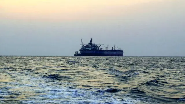 حمله جدید موشکی حوثی‌های یمن به یک کشتی انگلیسی