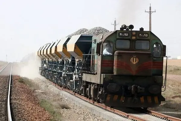 صادرات نخستین محموله تجاری افغانستان به اروپا از طریق خط‌آهن ایران 