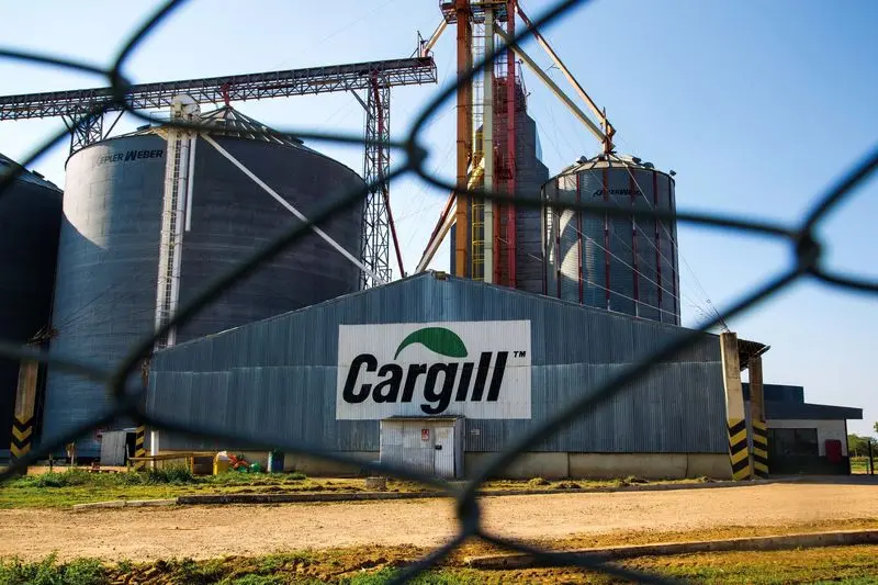 Cargill-silo-Bolivia_RGB-2048x1365-1