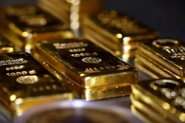 قیمت طلای جهانی در بالاترین سطح ماه گذشته ایستاد