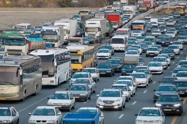 آخرین وضعیت راه های کشور/ ترافیک سنگین در محور‌های چالوس و هراز