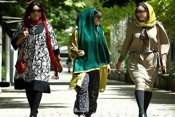 استفاده از جمله زاکانی برای تبلیغ حجاب در بنر شهرداری تهران! +عکس