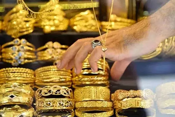 قیمت طلا و سکه 1 آذر 1402 / رشد قیمت طلا با همراهی طلای جهانی  