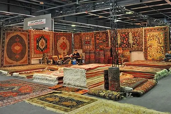 فرش های افغانستانی به نام فرش ایرانی به فروش می رسد